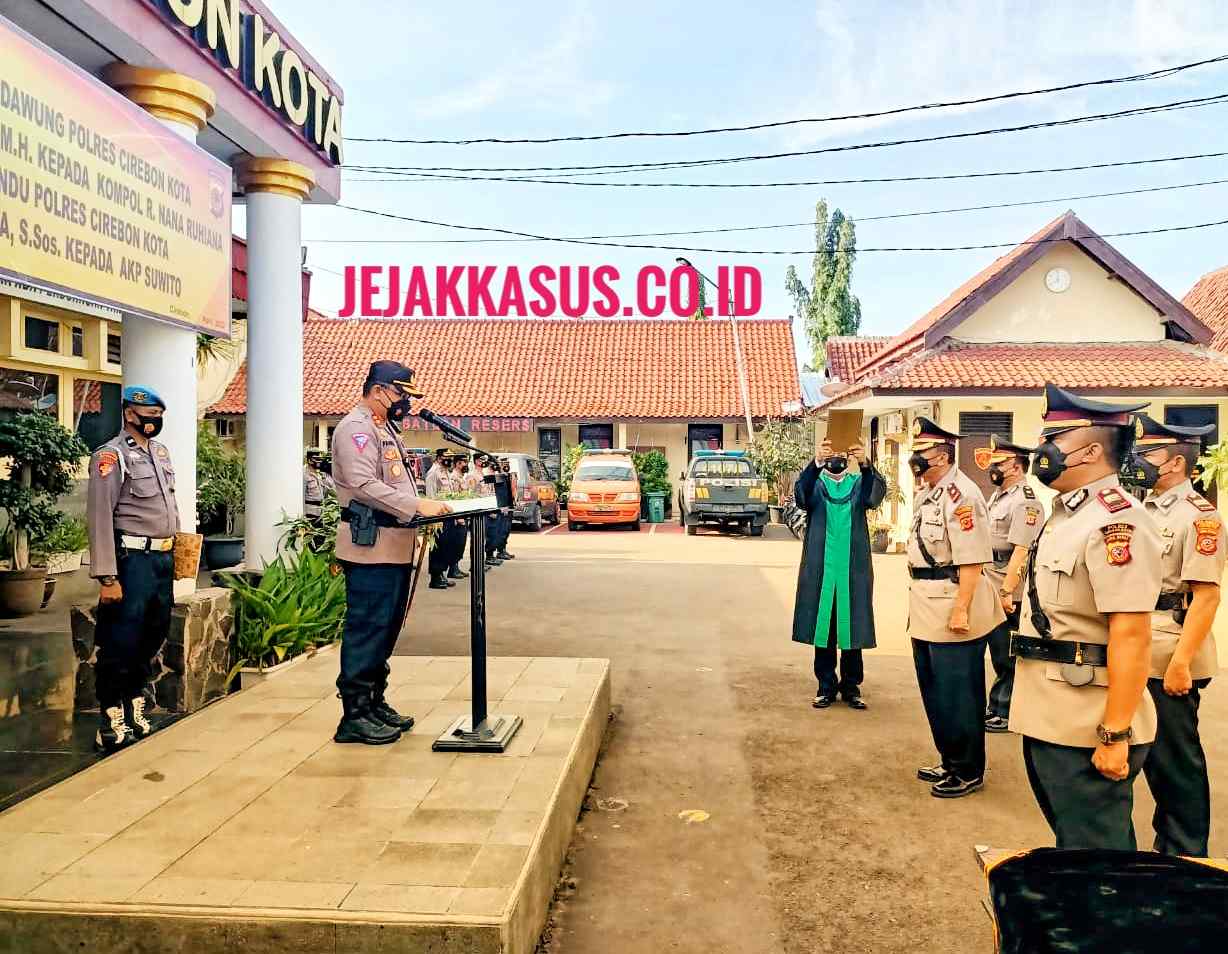 Jawa Barat Kapolres Cirebon Kota Pimpin Upacara Serah Terima Jabatan 2